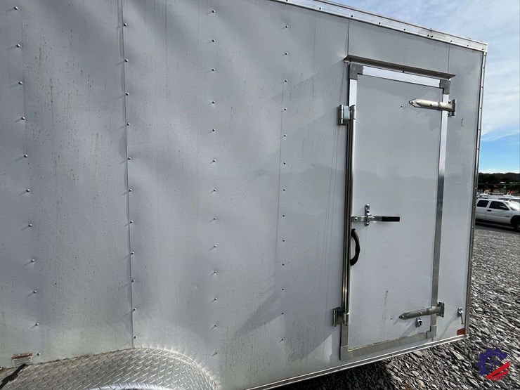 2023-homesteader-16’-enclosed-tag-trailer-image-22