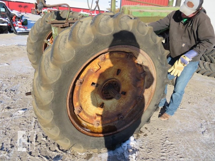 john-deere-a-image-9