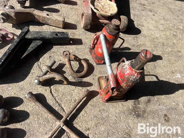 hitches,-chain-&-jacks-image-4