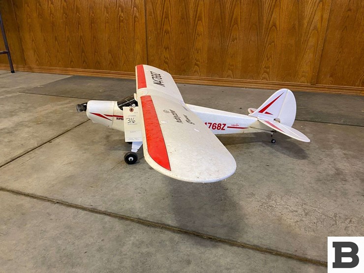 horizon-hobby-super-cub-model-airplane-image-2