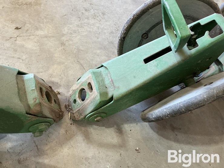 john-deere-7200-image-10