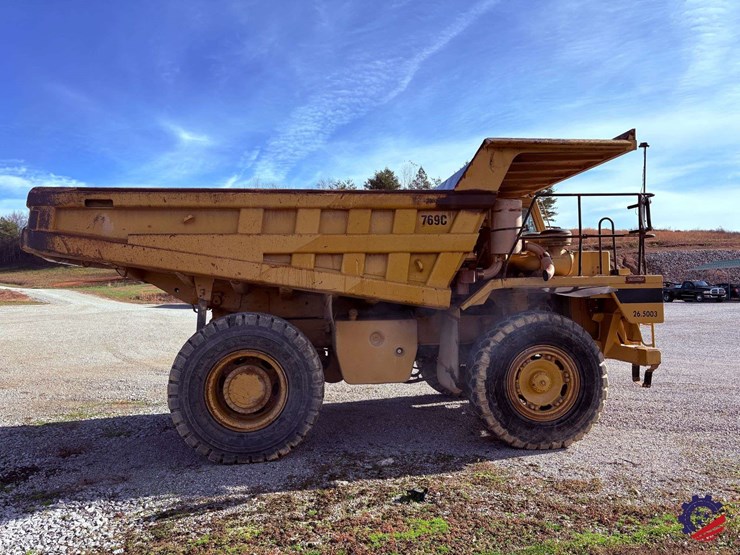1990-caterpillar-769c-image-4
