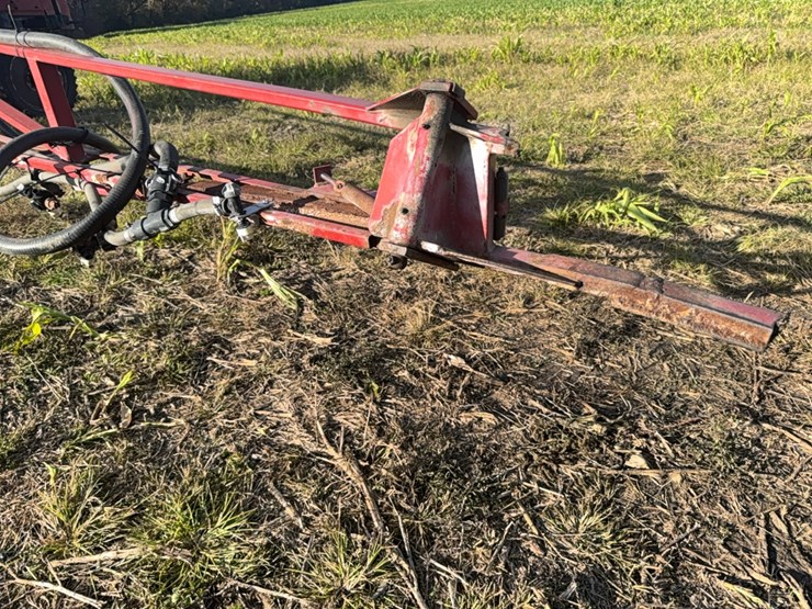 case-ih-3185-patriot-sprayer-image-16