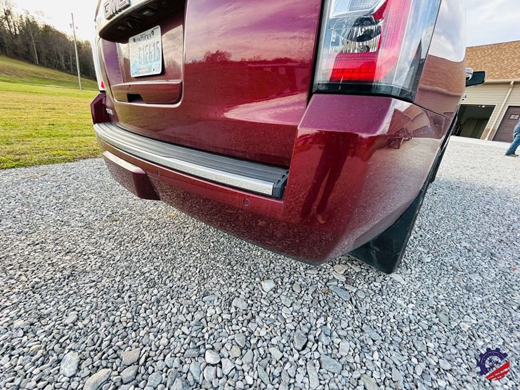 2018-gmc-yukon-denali-image-29