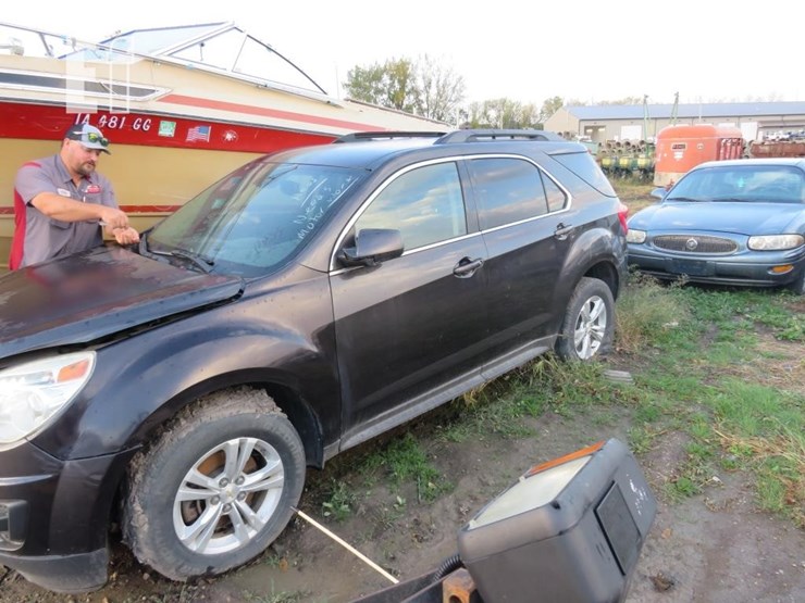2015-chevrolet-equinox-image-2