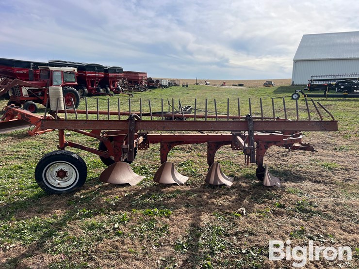 4-bottom-plow-image-4