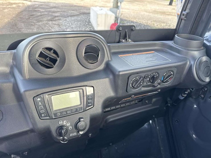kubota-rtv-x1100c-image-11