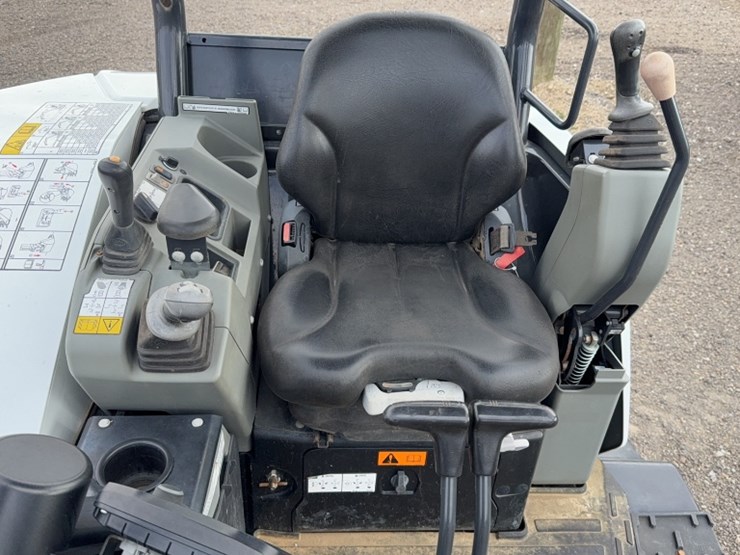 2020-bobcat-e42-image-14