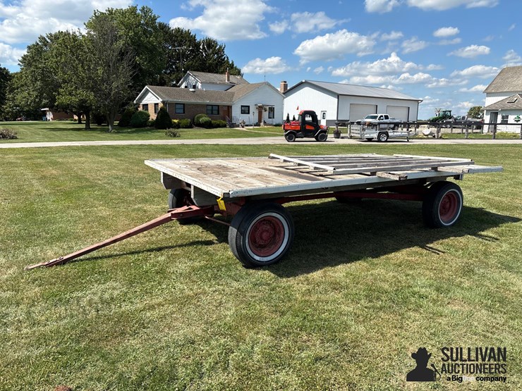 8'x15'-hay-rack-on-running-gear-image-1