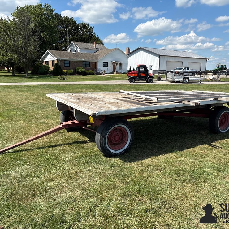 8'X15' Hay Rack On Running Gear