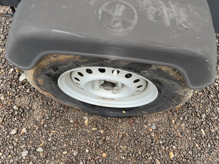 #2060-•-cp-v4-towable-light-tower-image-10