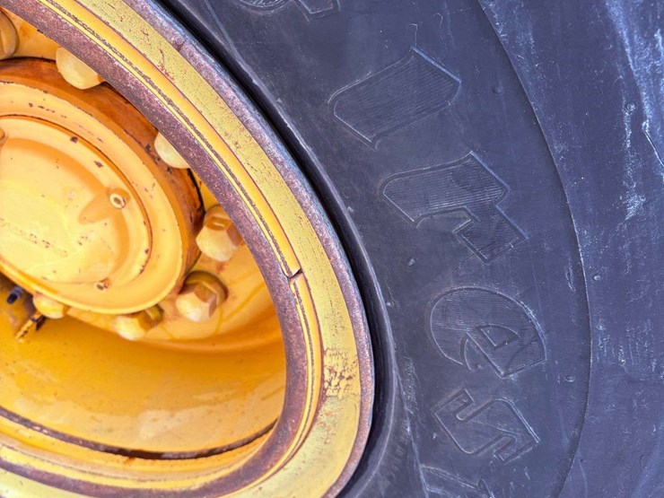 2004-volvo-l60e-image-9