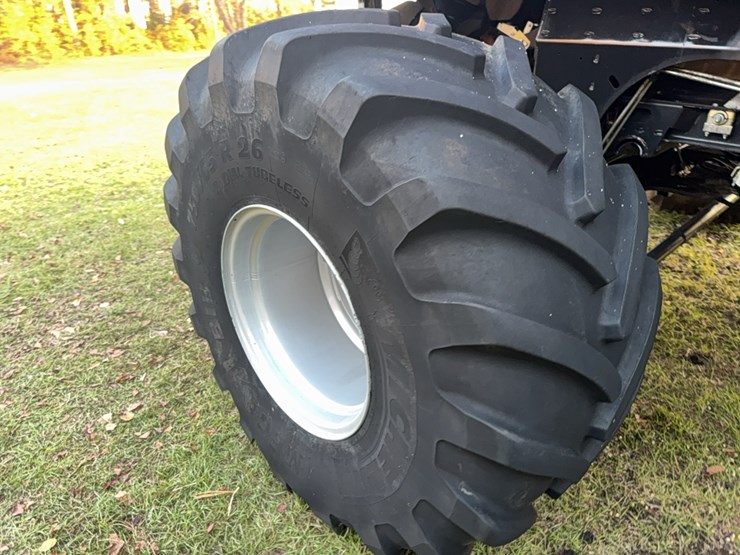 2018-case-ih-8240-image-23