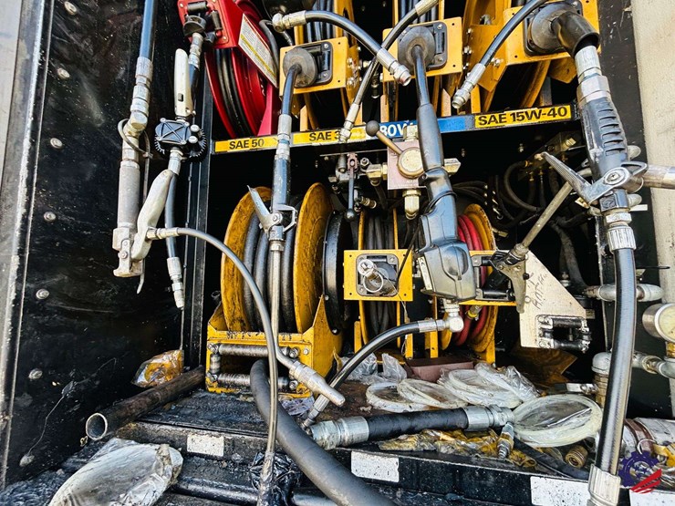 2007-peterbilt-340-image-133