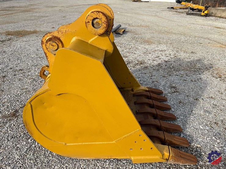 caterpillar-349-image-8