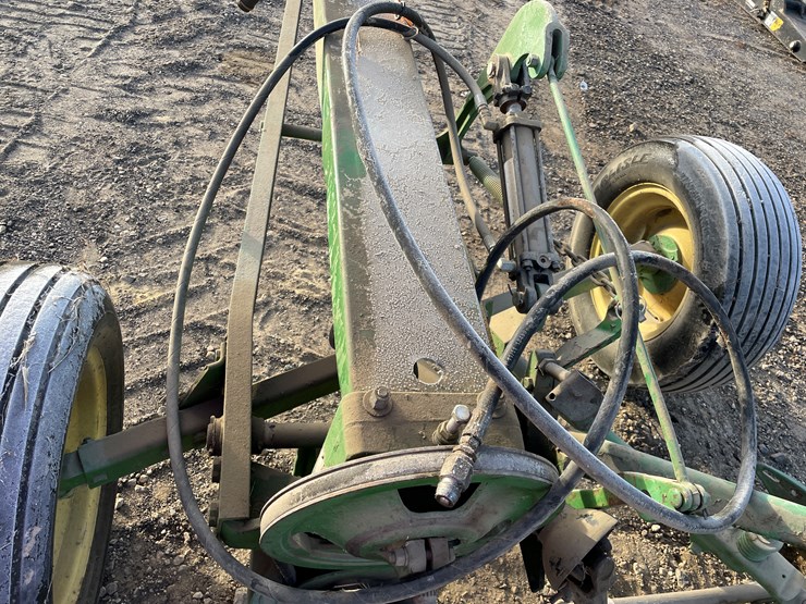 #1444-•-john-deere-pull-type-sickle-mower-(arcadia,-wi)-image-10