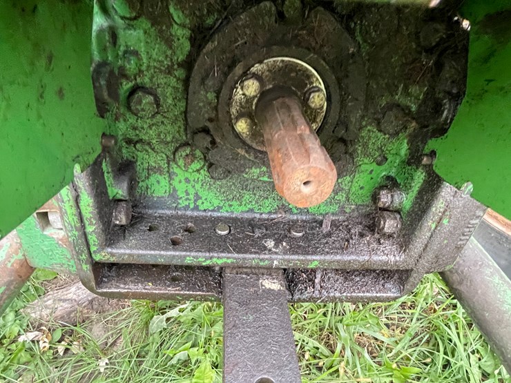 john-deere-4010-image-24