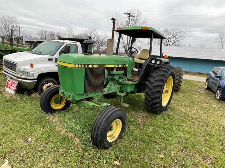 john-deere-4040-image-1