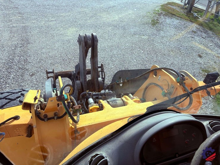 2004-volvo-l60e-image-85