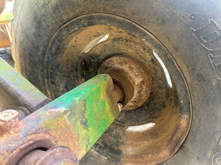 john-deere-30-image-8