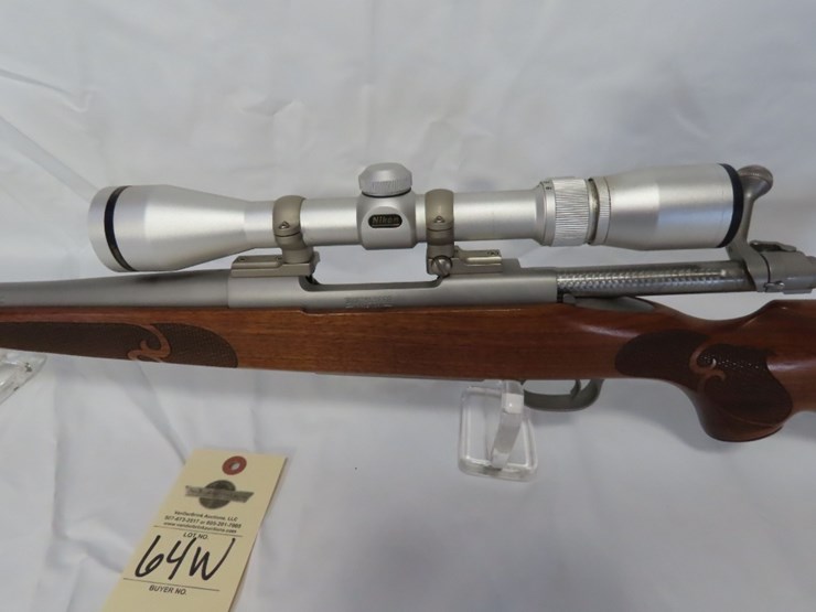 winchester-model-70-classic-stainless-sa-7mm-rem/mag-bolt-action-rifle-image-2