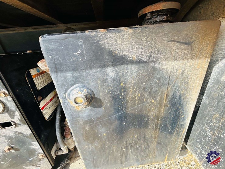 2007-peterbilt-340-image-29