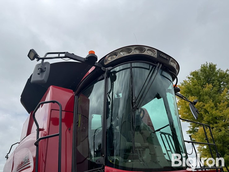 2020-case-ih-7150-image-18