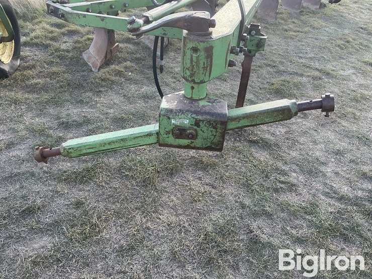 john-deere-7-image-16