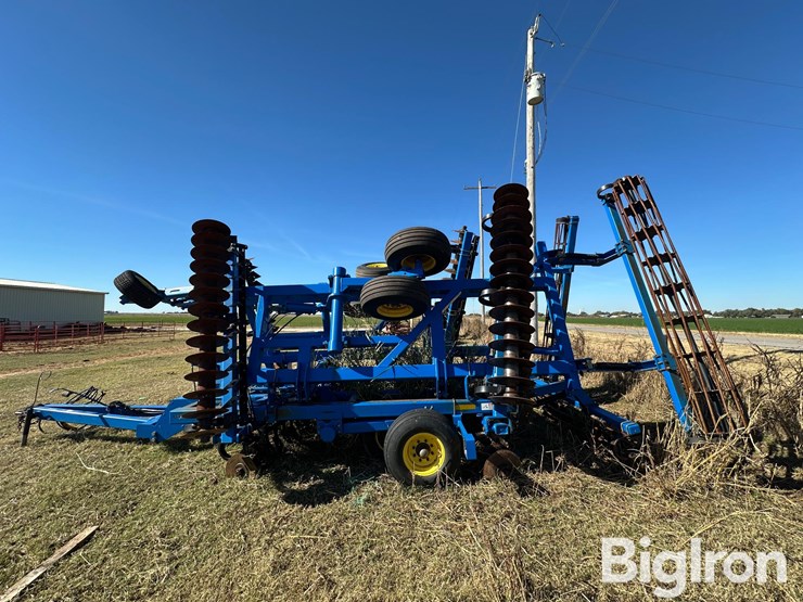 2012-landoll-7431-26-image-8