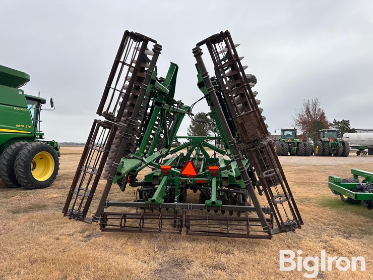 2013-john-deere-2623vt-image-6