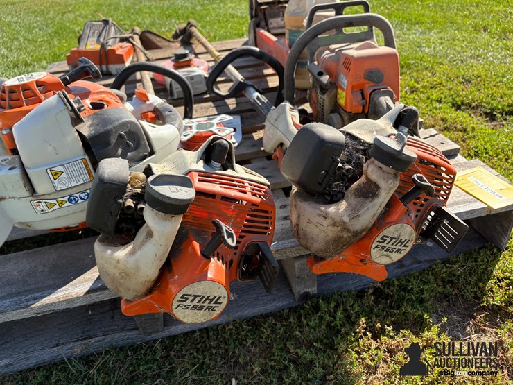misc-pallet-of-gasoline-stihl-tools-image-16