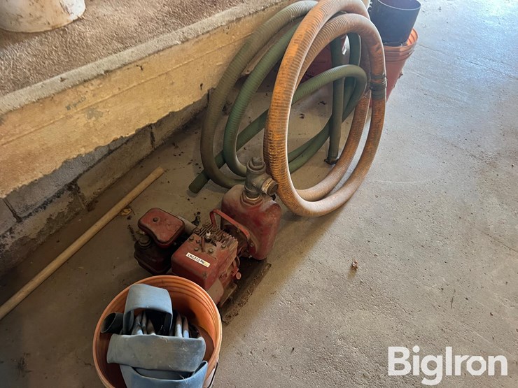 gas-powered-water-pump-image-2