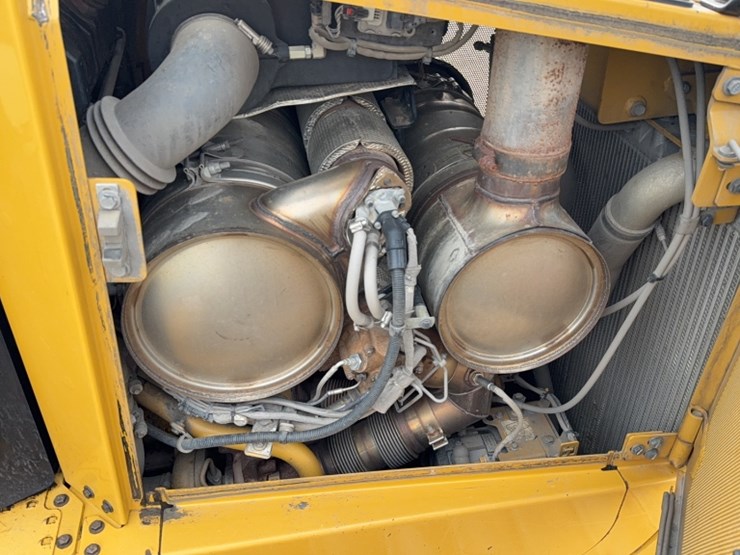 caterpillar-d6t-image-7