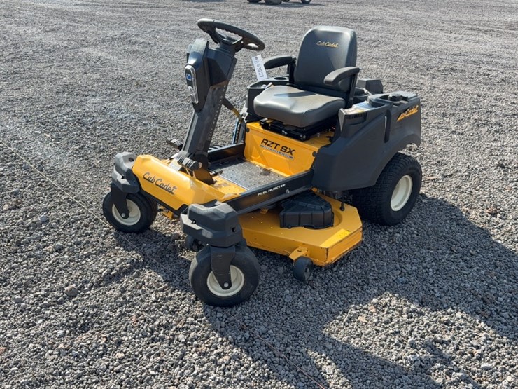 #3091-•-cub-cadet-rzt-sx-zero-turn-mower-image-1