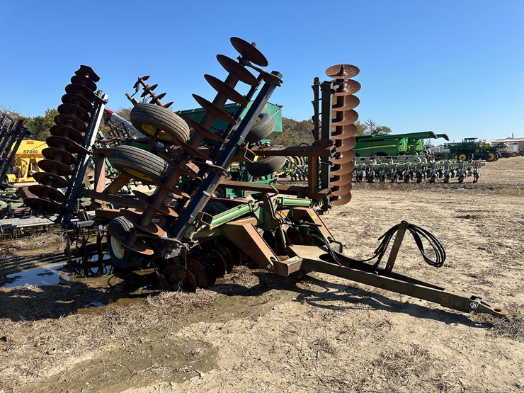 john-deere-26-image-2