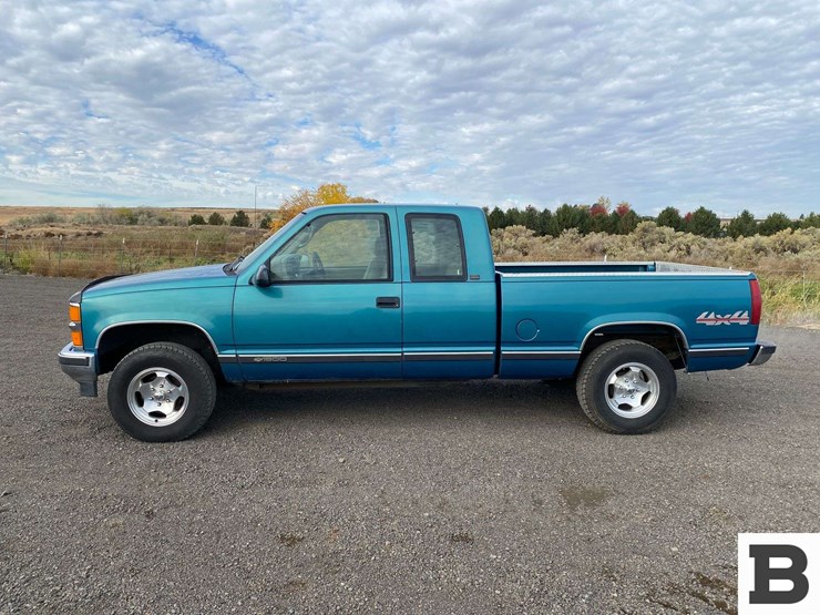 1997-chevrolet-gmt400-image-3