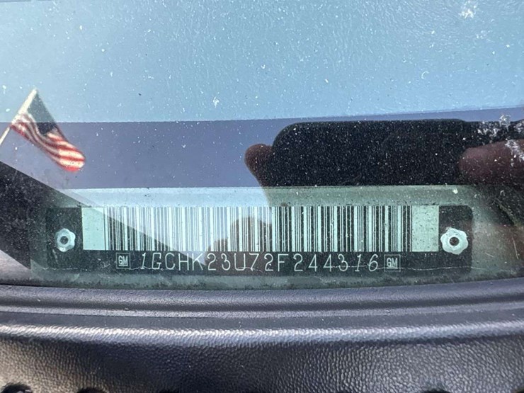 2002-chevrolet-silverado-2500hd-image-26