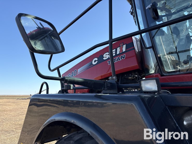 2016-case-ih-titan-4540-image-12