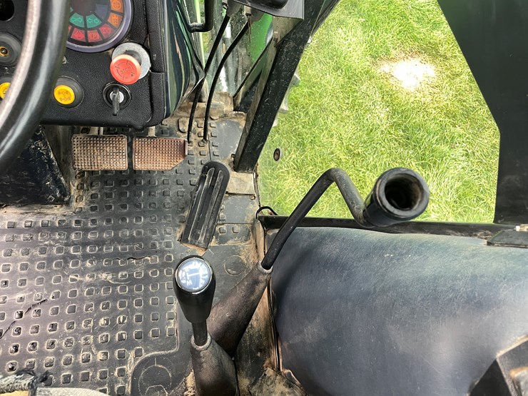 deutz-allis-7120-image-28