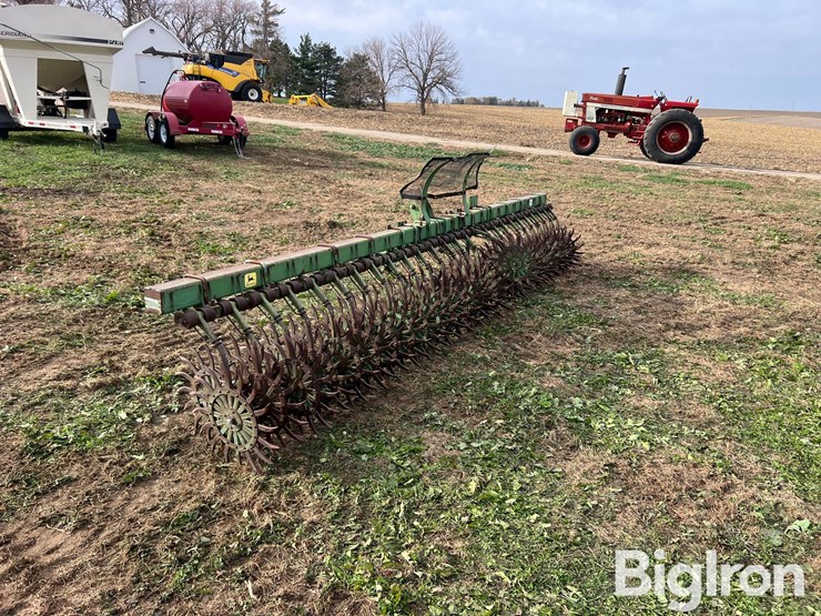 john-deere-400-image-7