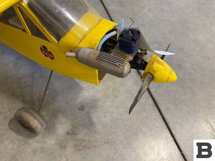 piper-cub-model-airplane-image-7