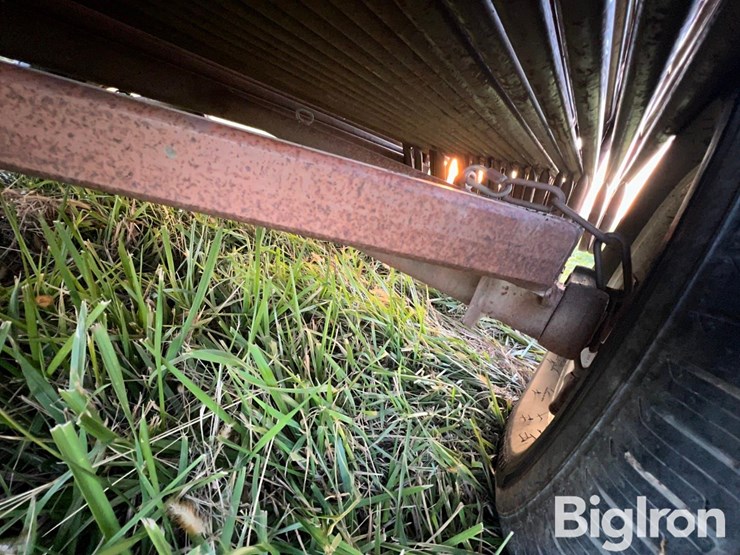 portable-panels-w/loading-gate-on-trailer-image-10