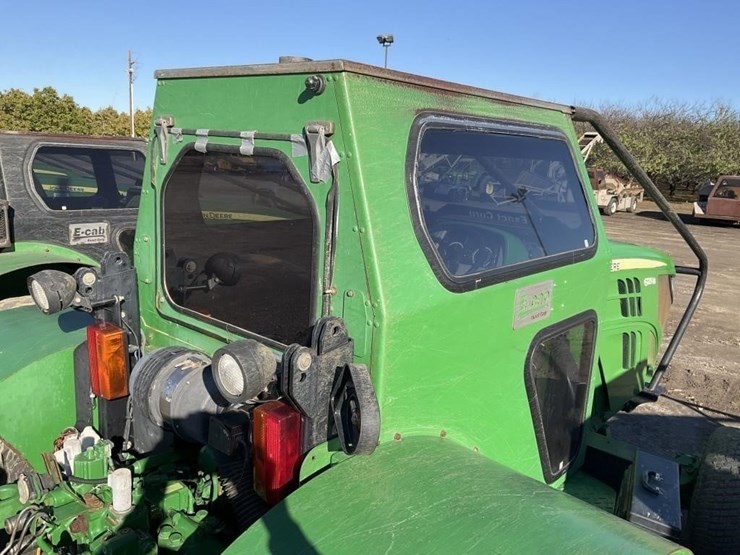 john-deere-6125m-image-8