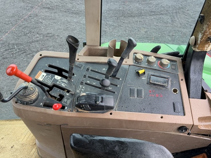 john-deere-7410-image-16