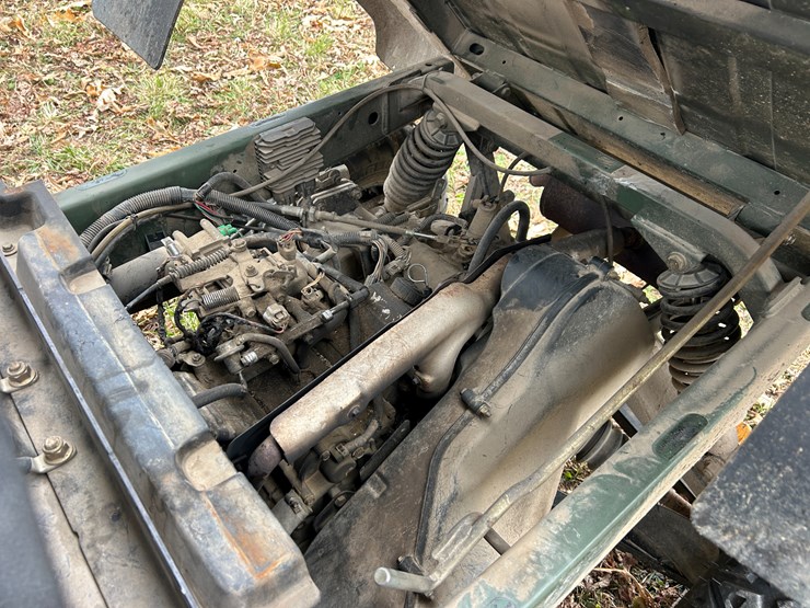 john-deere-gator-image-25