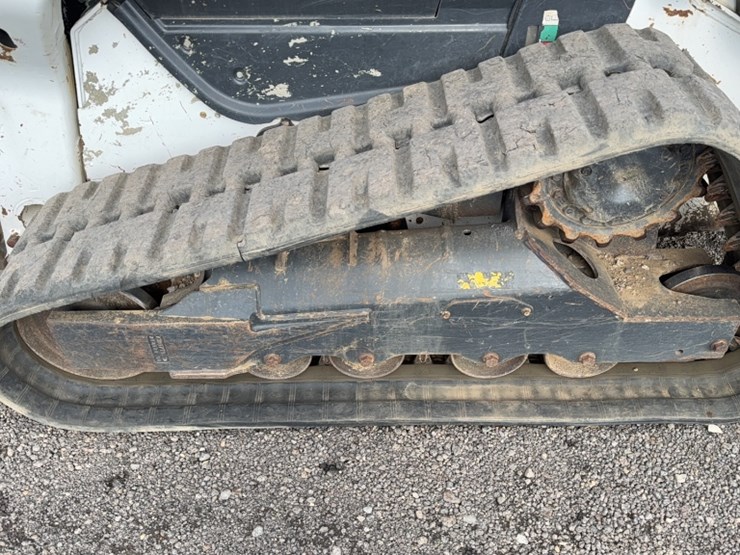 2021-bobcat-t76-image-13