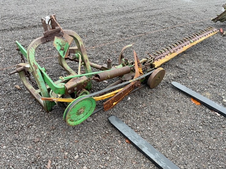 john-deere-7-image-4