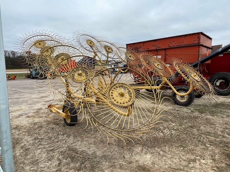 #1466-•-2008-vermeer-(10)-wheel-rake-with-kicker-image-4