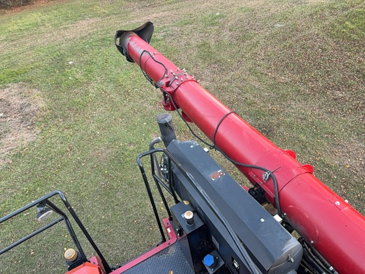 2018-case-ih-8240-image-101