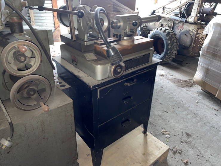 #1414-•-cuttermaster-tool-and-cutter-grinder-(independence,-wi)-image-4